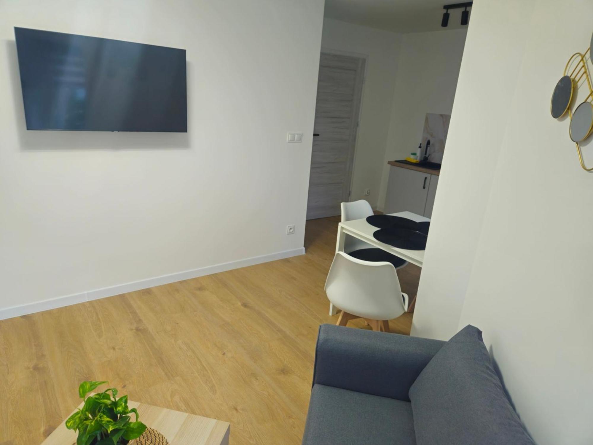שצ'צ'ין Apartamenty Modra Free Parking מראה חיצוני תמונה